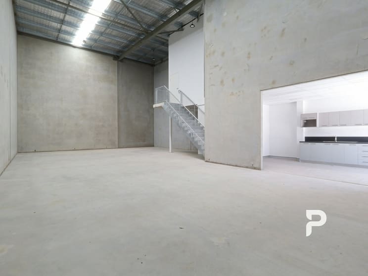 Click to view all images Smithfield NSW 2164 - Image 3