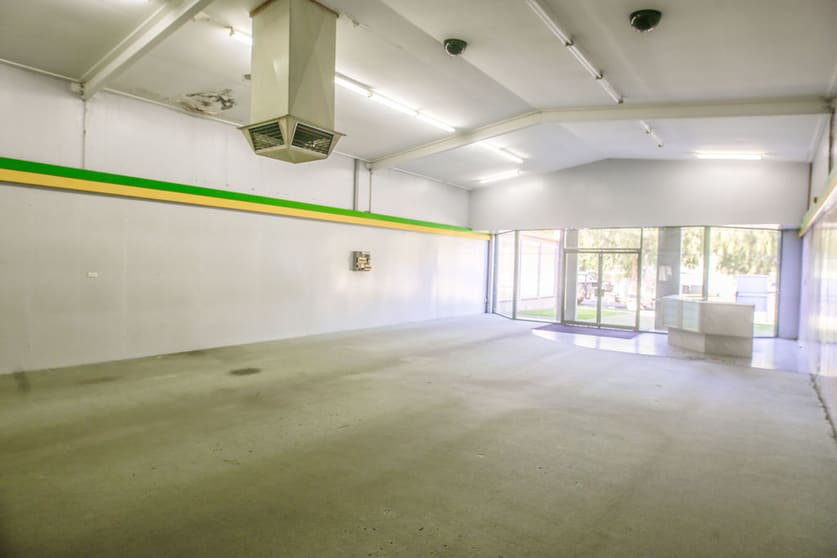 1/67 Davidson Street Deniliquin NSW 2710 - Image 3