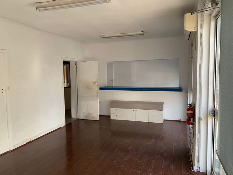 Click to view all images 75 Keys Road Moorabbin VIC 3189 - Image 2