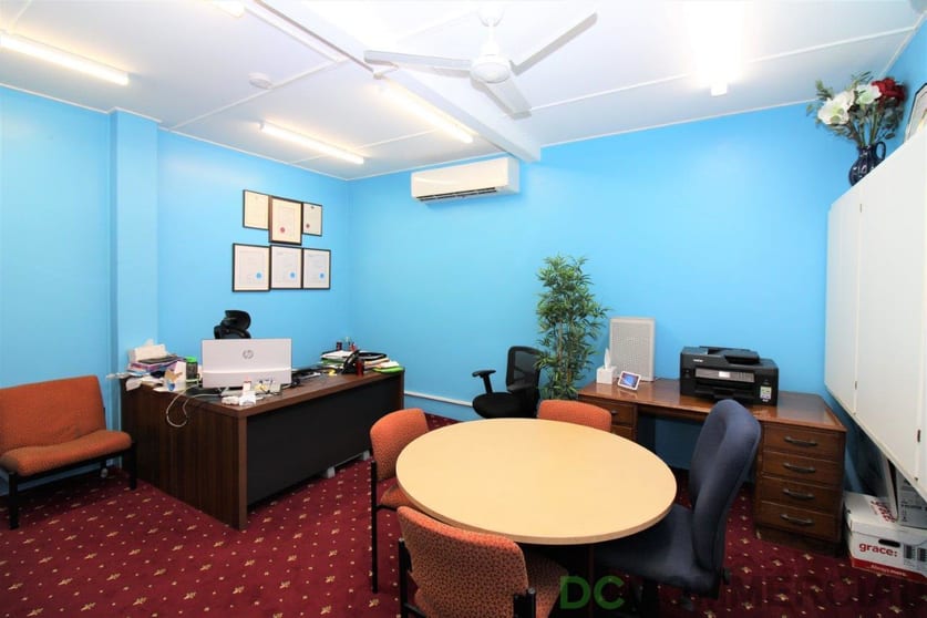 Click to view all images 1 Scouts Way Toowoomba City QLD 4350 - Image 3