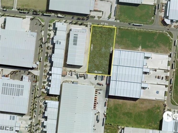 Click to view all images 24 Doriemus Drive Truganina VIC 3029 - Image 1