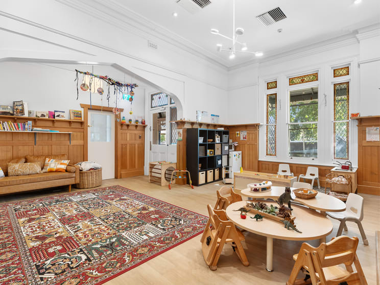 Click to view all images 51 Cross Road Kingswood SA 5062 - Image 3