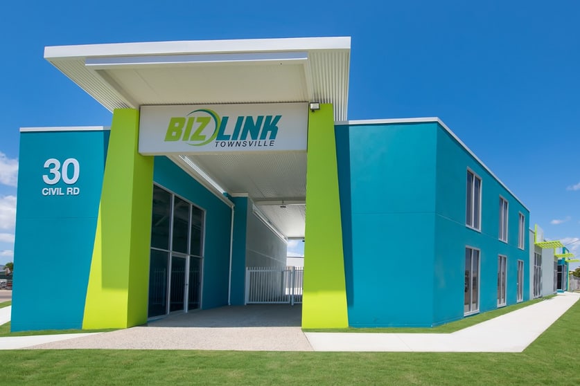 Click to view all images 11/30 Civil Road Garbutt QLD 4814 - Image 2