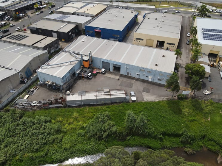 3351 Pacific Highway Slacks Creek QLD 4127 - Image 1