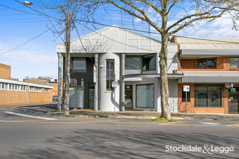 Click to view all images 16 Kirk Street Moe VIC 3825 - Image 3