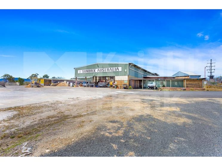 Click to view all images Whole of the property/53622 Burnett Highway Bouldercombe QLD 4702 - Image 2