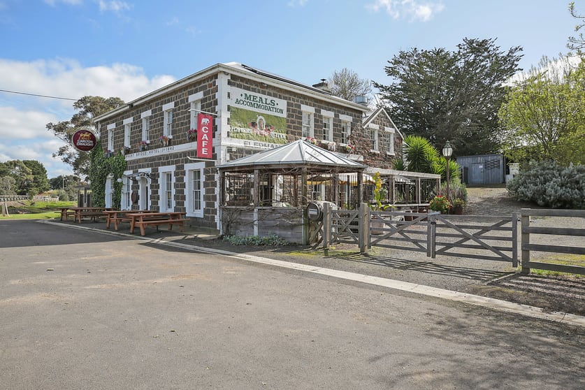 Click to view all images 2810 Hamilton Highway Darlington VIC 3271 - Image 2