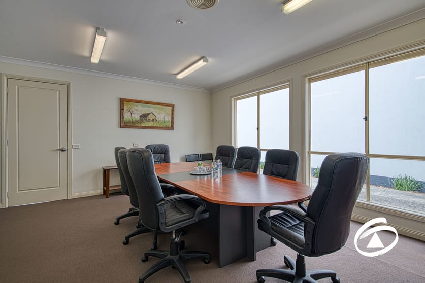 Click to view all images 18 Main Street Pakenham VIC 3810 - Image 3