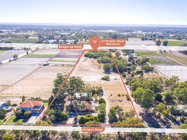 Click to view all images 37 Grisker Road Wanneroo WA 6065 - Image 1