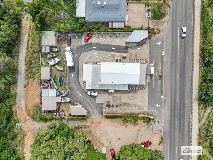 Click to view all images 150 Scenic Highway Lammermoor QLD 4703 - Image 2