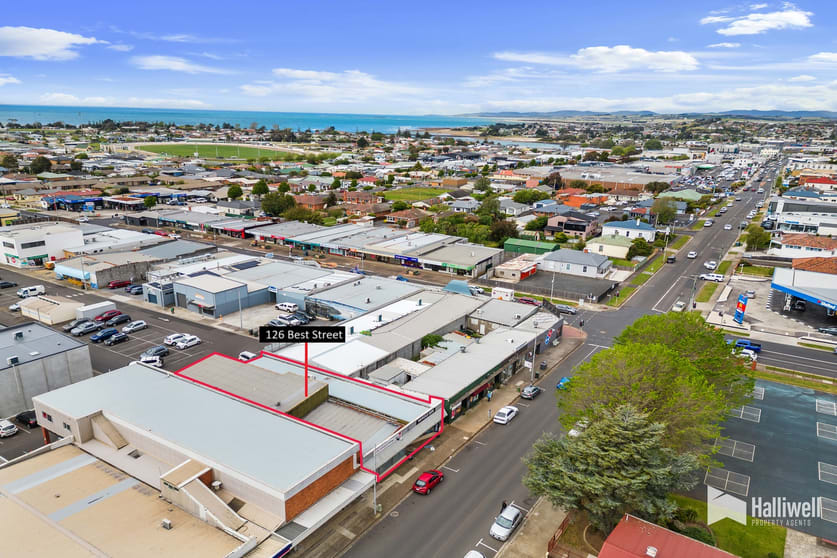 Click to view all images 126 Best Street Devonport TAS 7310 - Image 2