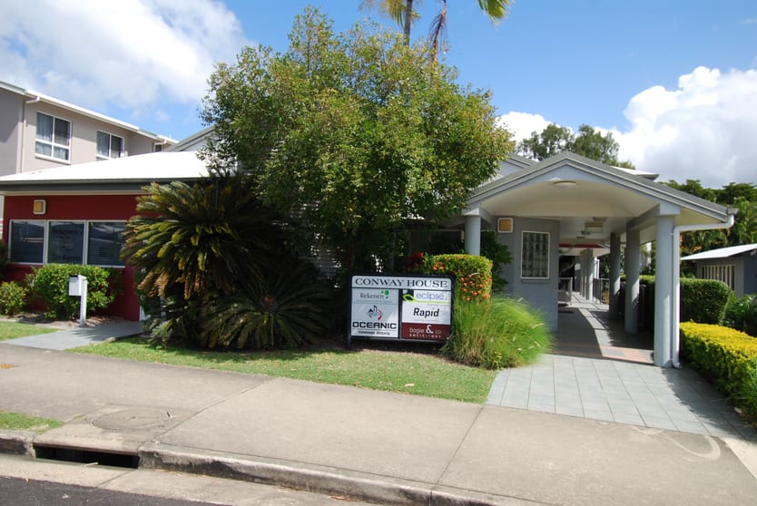Click to view all images 6/4 Island Drive Cannonvale QLD 4802 - Image 3