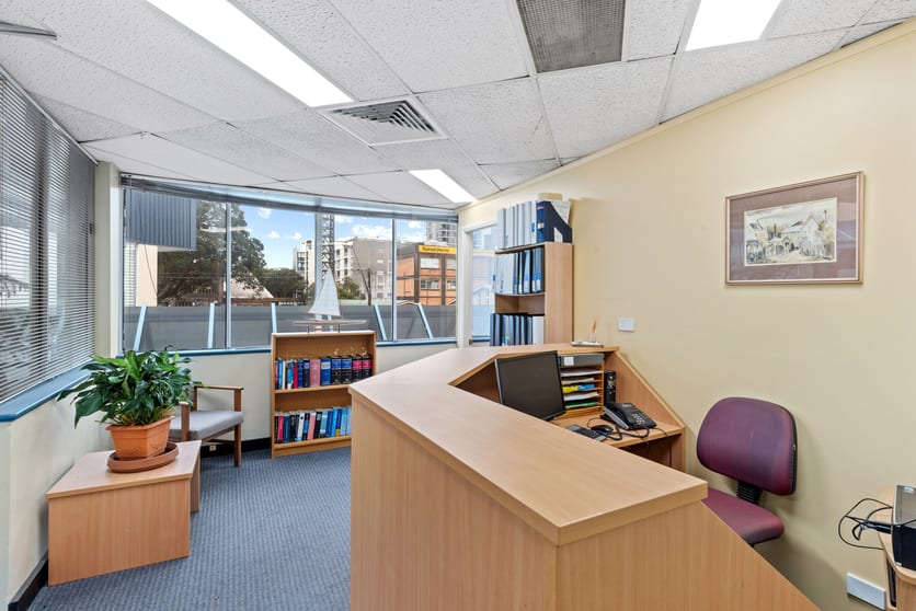 Click to view all images 19/26 Fisher Road Dee Why NSW 2099 - Image 2