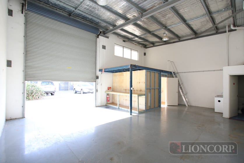 Click to view all images Meadowbrook QLD 4131 - Image 2