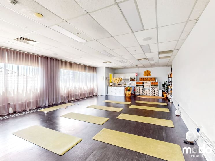 Click to view all images 3/1320 Plenty Road Bundoora VIC 3083 - Image 2