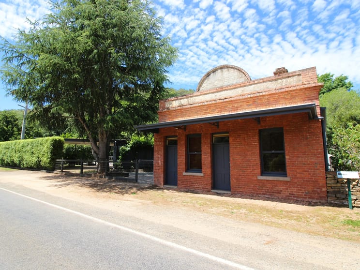 Click to view all images 27-29 Bank Street Jamieson VIC 3723 - Image 1