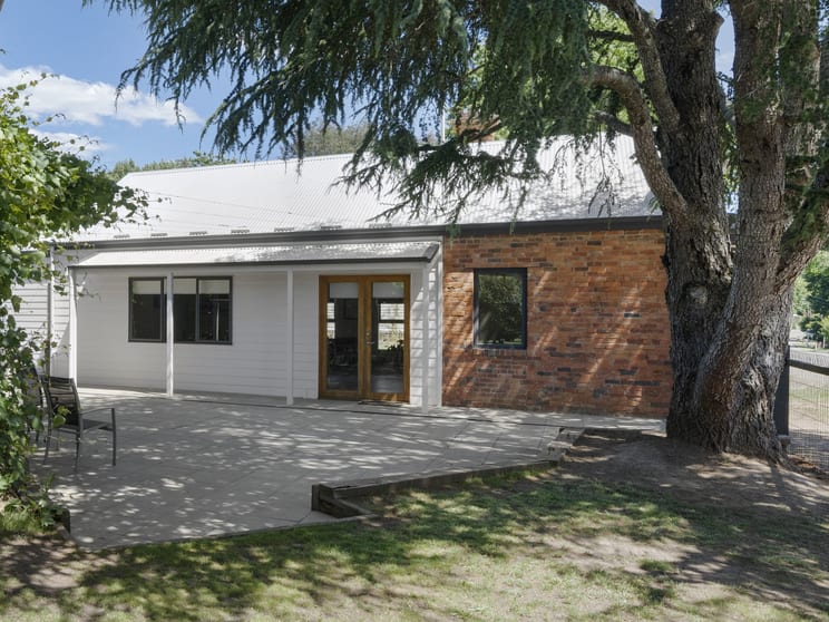 Click to view all images 27-29 Bank Street Jamieson VIC 3723 - Image 3