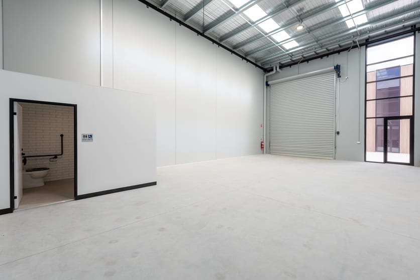 Click to view all images 2/9 Henry Wilson Drive Rosebud VIC 3939 - Image 2
