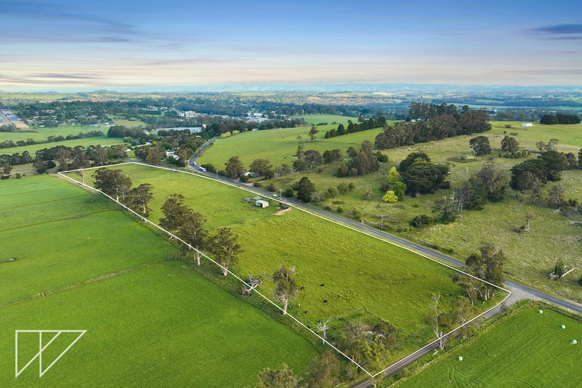 Click to view all images 61A Longwarry-Drouin Road Drouin VIC 3818 - Image 1