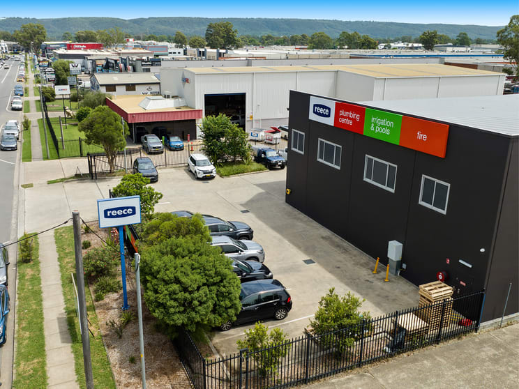 Click to view all images 65-67 Batt Street Jamisontown NSW 2750 - Image 3