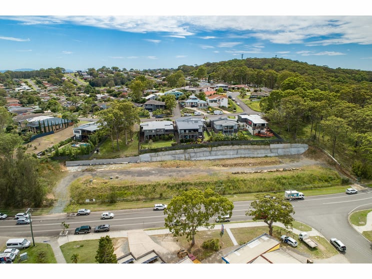 Click to view all images 17-29 Kularoo Drive Forster NSW 2428 - Image 1
