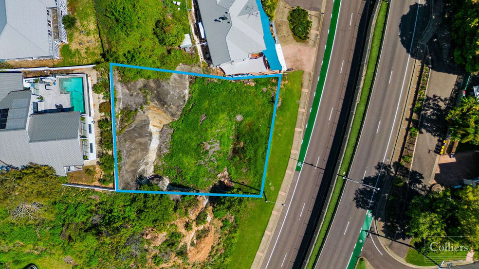 Click to view all images 4 Oxley Street North Ward QLD 4810 - Image 3