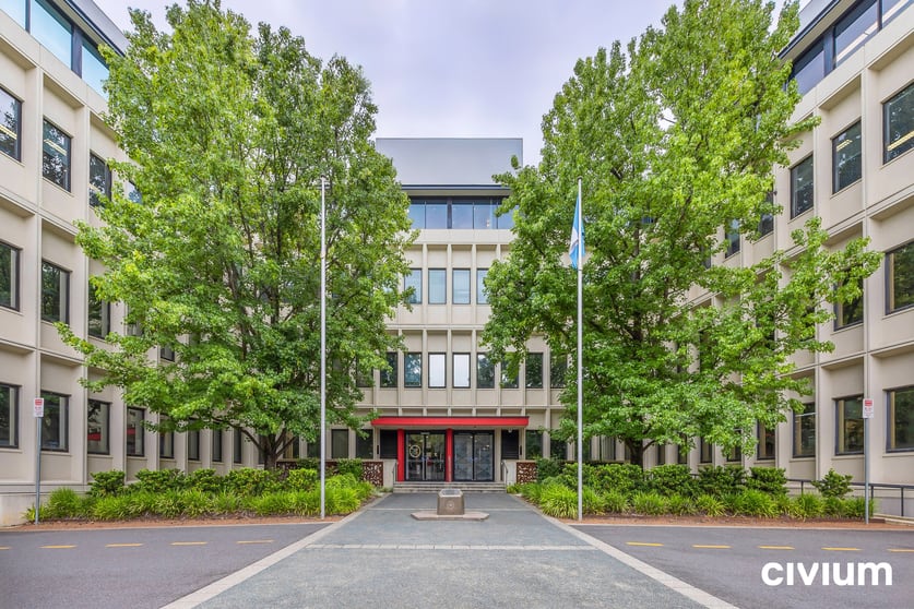 Click to view all images Unit 1/11 National Circuit Barton ACT 2600 - Image 2