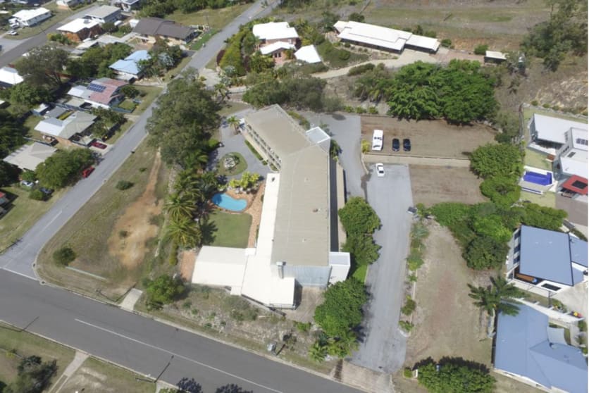 Click to view all images 19 Agnes Street South Gladstone QLD 4680 - Image 3