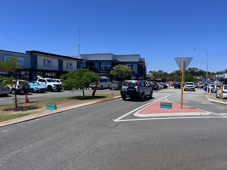 Click to view all images 16/20 Hulme Court Myaree WA 6154 - Image 2