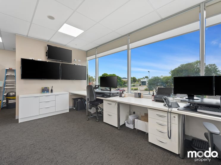 Click to view all images 7/240 Plenty Road Bundoora VIC 3083 - Image 1