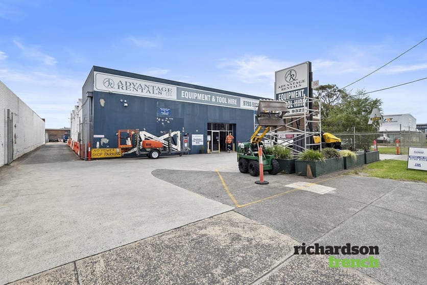Click to view all images 36 Greens Road Dandenong South VIC 3175 - Image 1