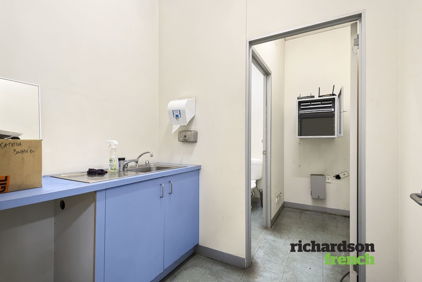 Click to view all images 36 Greens Road Dandenong South VIC 3175 - Image 3