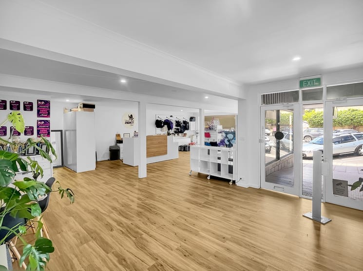 Click to view all images 173 Sharp Street Cooma NSW 2630 - Image 3