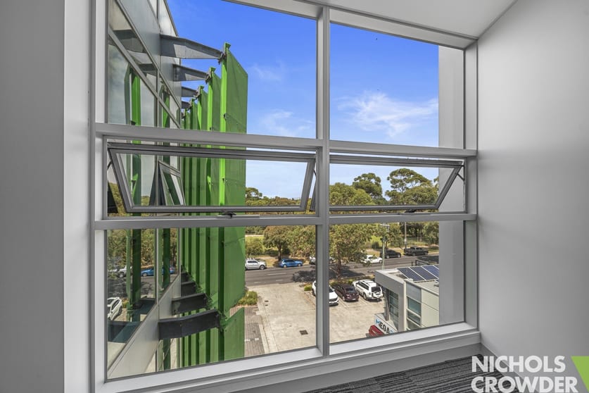 Click to view all images 306/75 Tulip Street Cheltenham VIC 3192 - Image 3