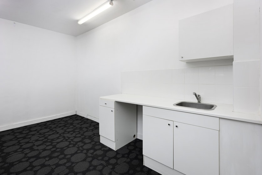 Click to view all images Suite 5/895 Pacific Highway Pymble NSW 2073 - Image 2