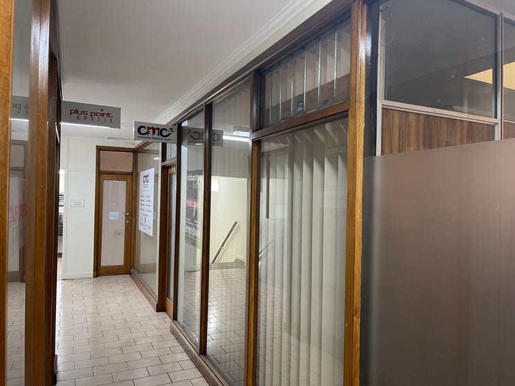 Click to view all images Room 4-6 Vanity Court/249 Lonsdale Street Dandenong VIC 3175 - Image 2