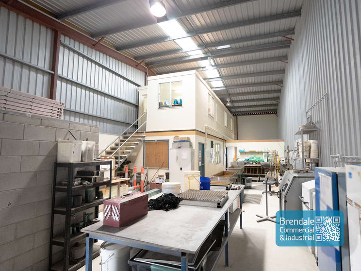 Click to view all images Unit 3/18 Leanne Cres Lawnton QLD 4501 - Image 1