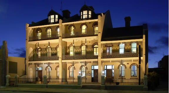 Click to view all images Goulburn NSW 2580 - Image 1