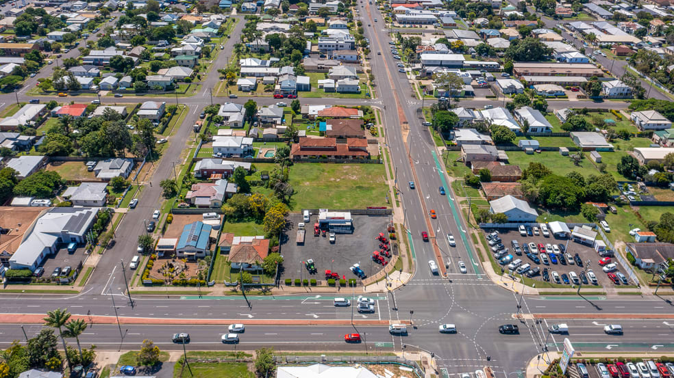 Click to view all images 95-97 Barolin Street Bundaberg South QLD 4670 - Image 3