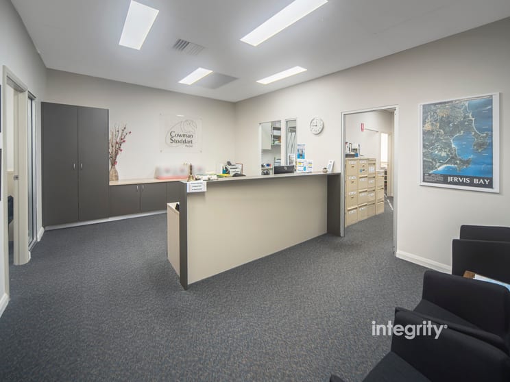 Click to view all images 14/29 Kinghorne Street Nowra NSW 2541 - Image 2