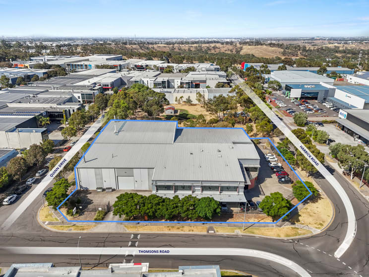 Click to view all images 176 Harrick Road Keilor Park VIC 3042 - Image 2