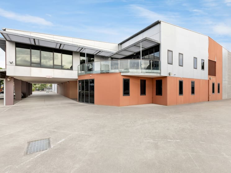 Click to view all images 176 Harrick Road Keilor Park VIC 3042 - Image 3