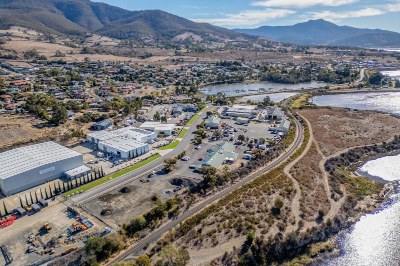 Click to view all images 3 Whitestone Drive Granton TAS 7030 - Image 2