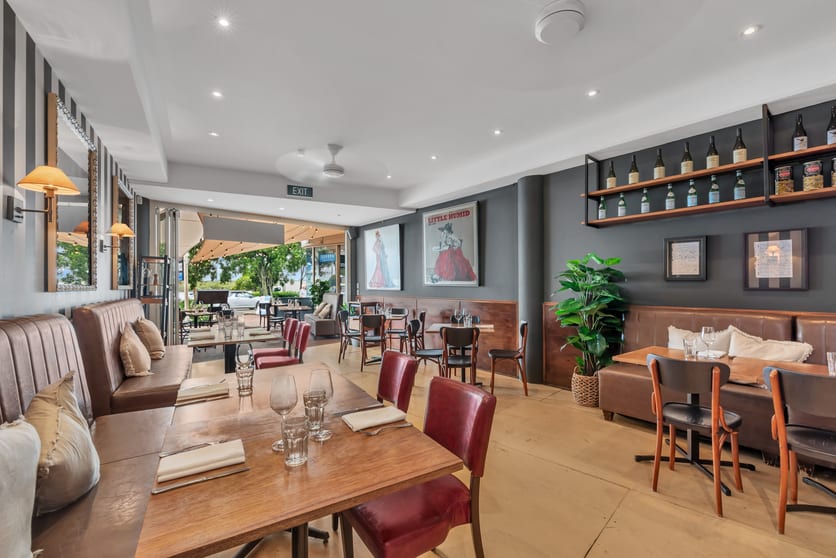 Shop 2/235 Gympie Terrace Noosaville QLD 4566 - Image 1