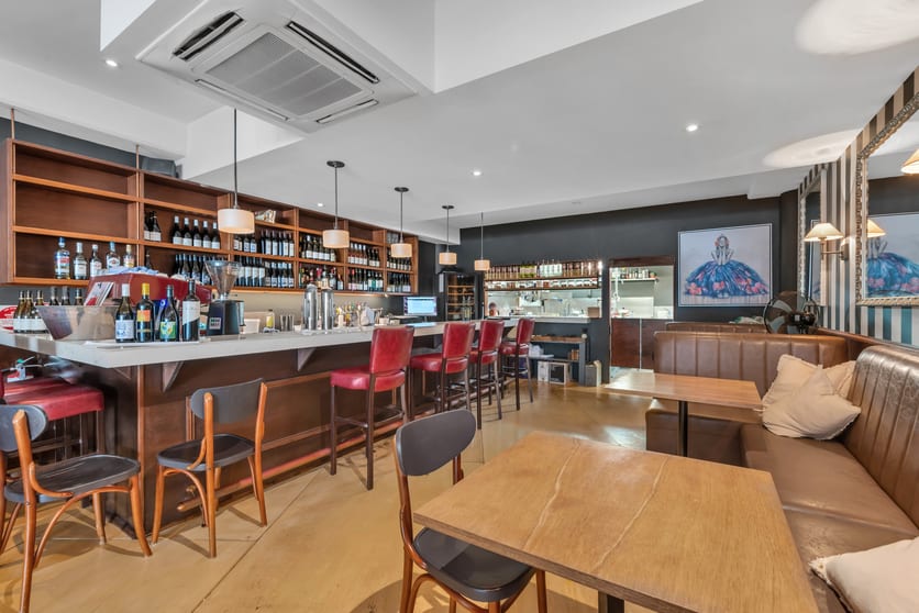 Shop 2/235 Gympie Terrace Noosaville QLD 4566 - Image 2