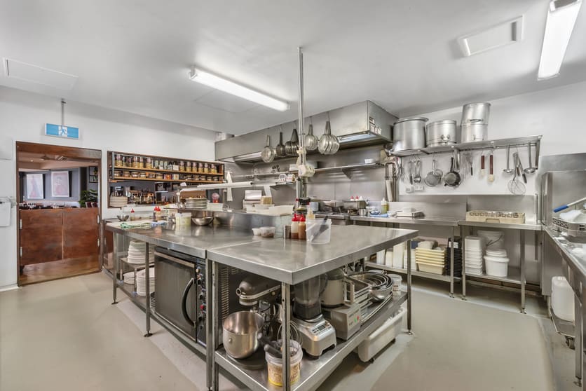 Shop 2/235 Gympie Terrace Noosaville QLD 4566 - Image 3