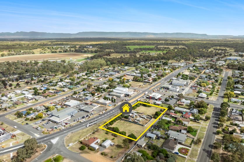 Click to view all images 61-71 Longfield Street Stawell VIC 3380 - Image 2