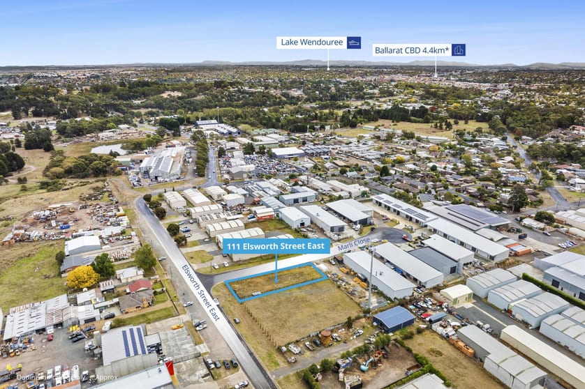 Click to view all images 111 Elsworth Street East Canadian VIC 3350 - Image 3