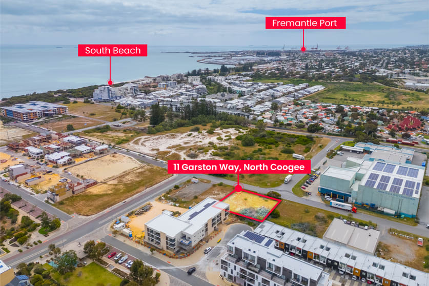 Click to view all images 11 Garston Way North Coogee WA 6163 - Image 1