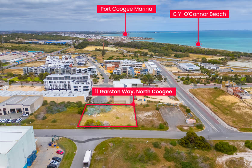 Click to view all images 11 Garston Way North Coogee WA 6163 - Image 2